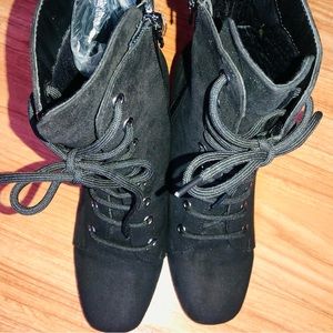 Rouge Shoe Boot 8.5